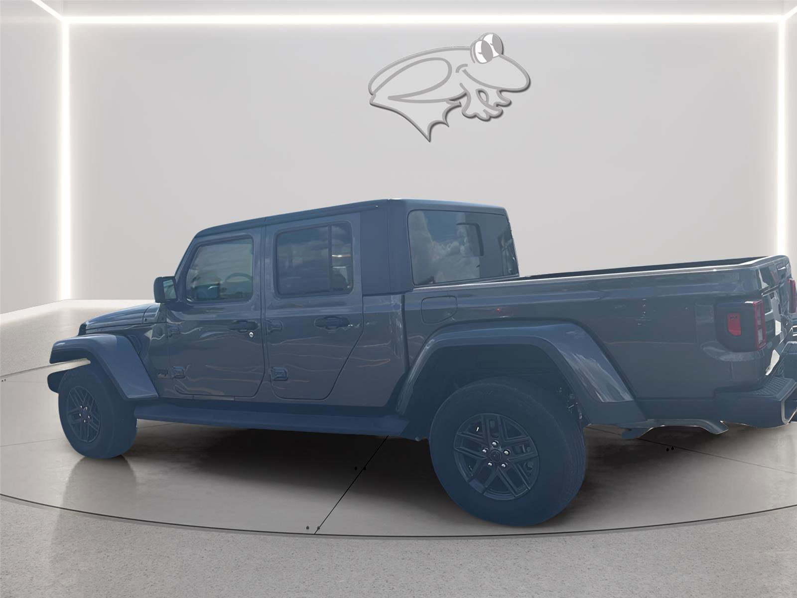 Used 2025 Jeep Gladiator Sport image 8