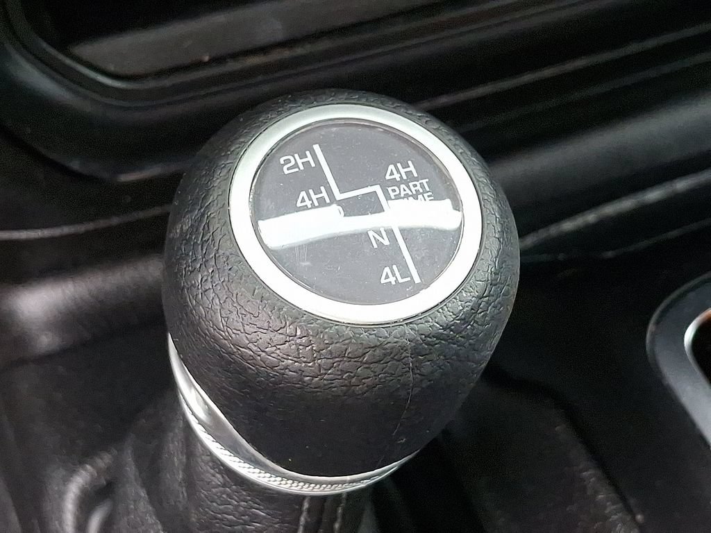 Used 2023 Jeep Wrangler Unlimited w/ 8.4" Radio Group AWD/4WD image 25