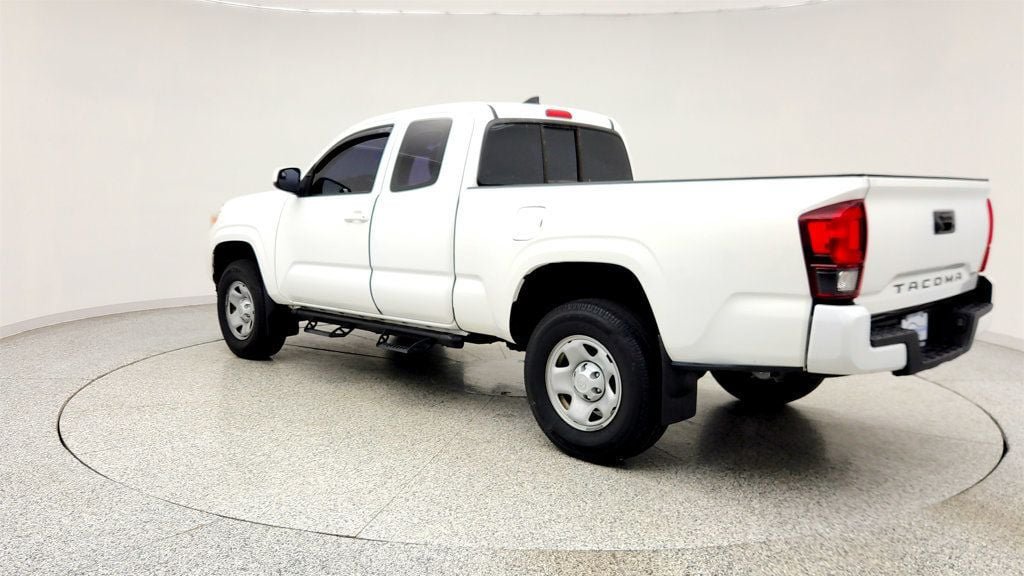 Used 2018 Toyota Tacoma SR RWD image 7