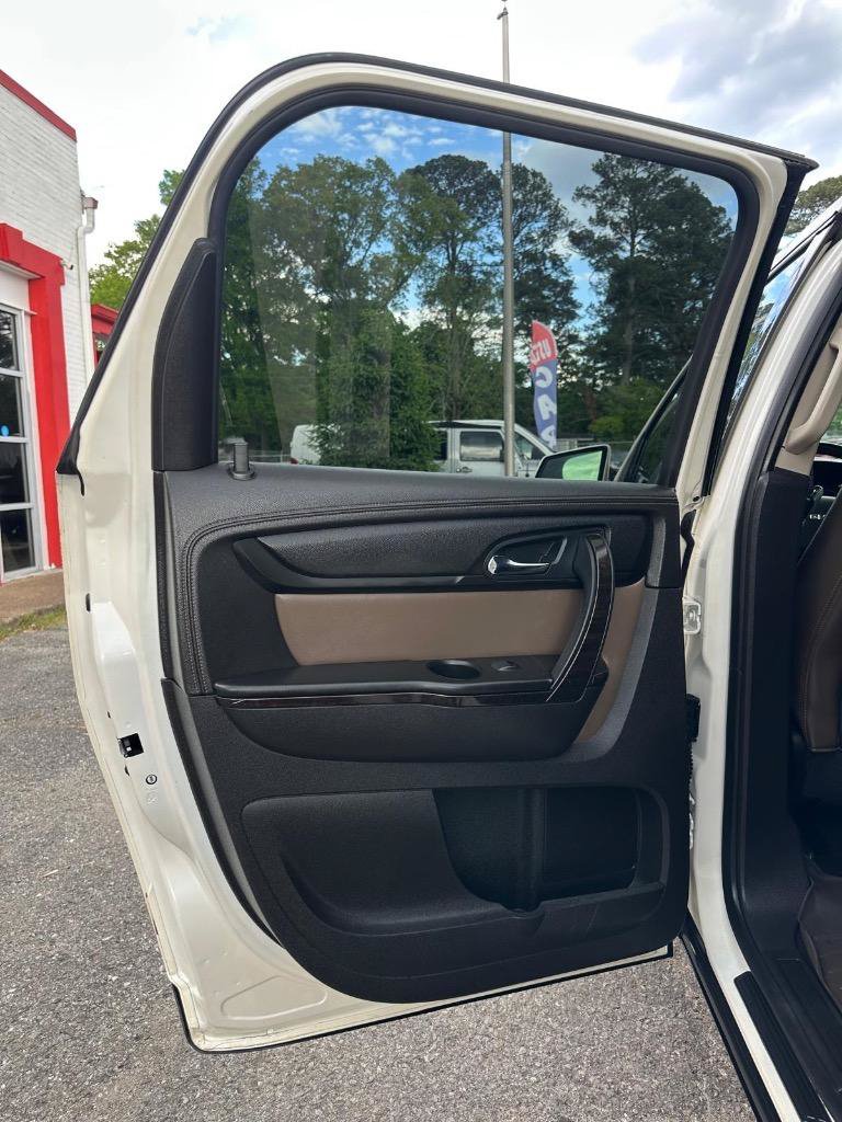Used 2014 GMC Acadia SLT FWD image 15