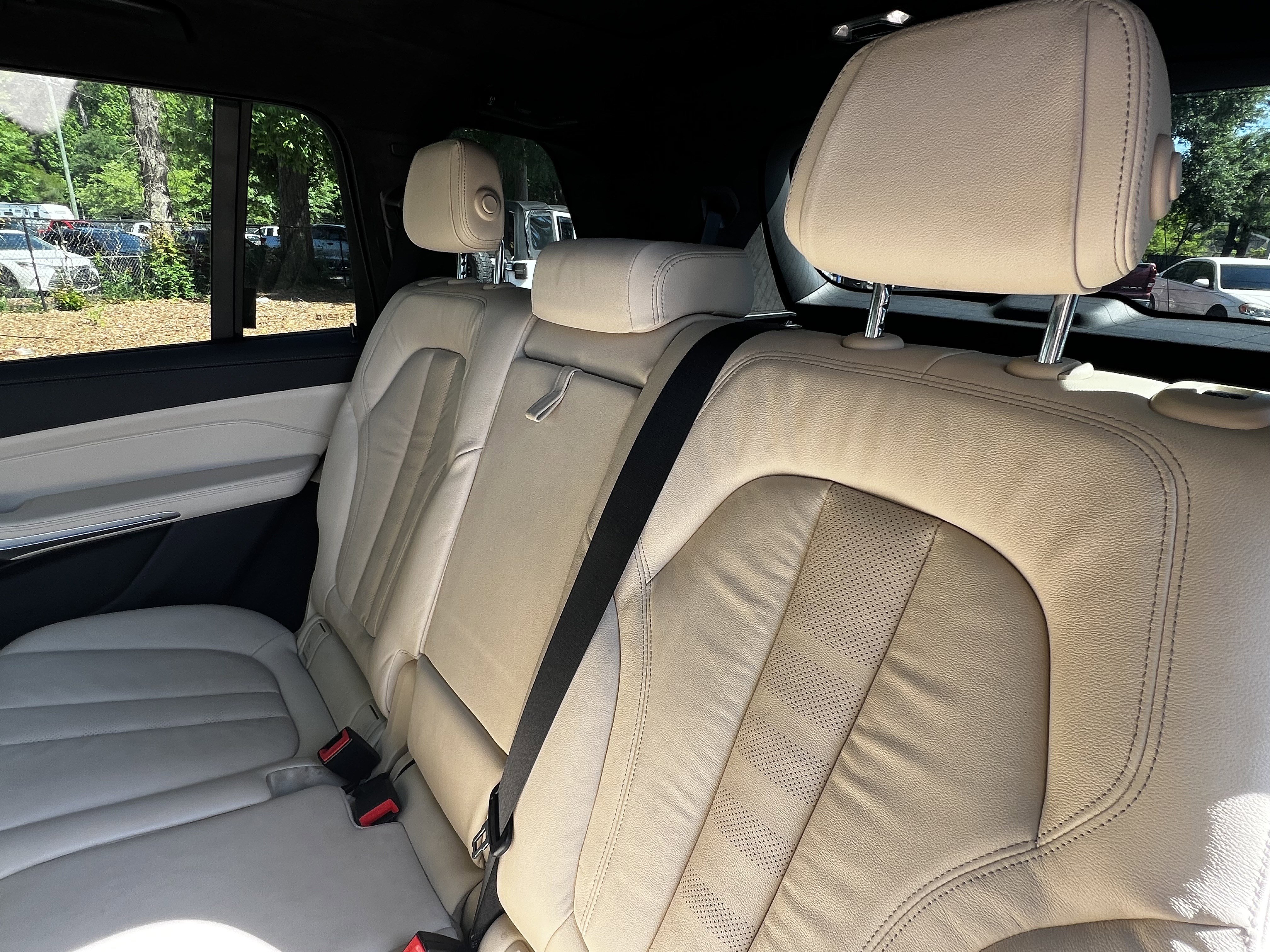 Used 2021 BMW X7 M50i AWD/4WD image 33