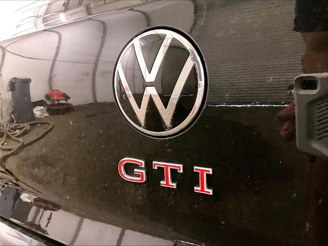 Used 2024 Volkswagen GTI SE FWD image 13