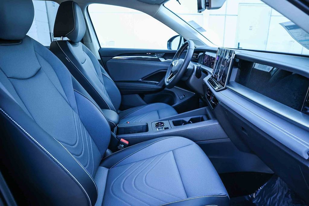 New 2026 Volkswagen Tiguan SE image 27