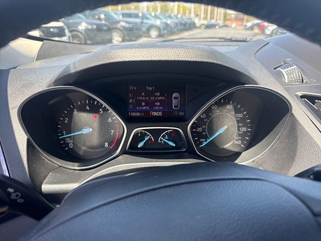Used 2017 Ford Escape Titanium FWD image 33