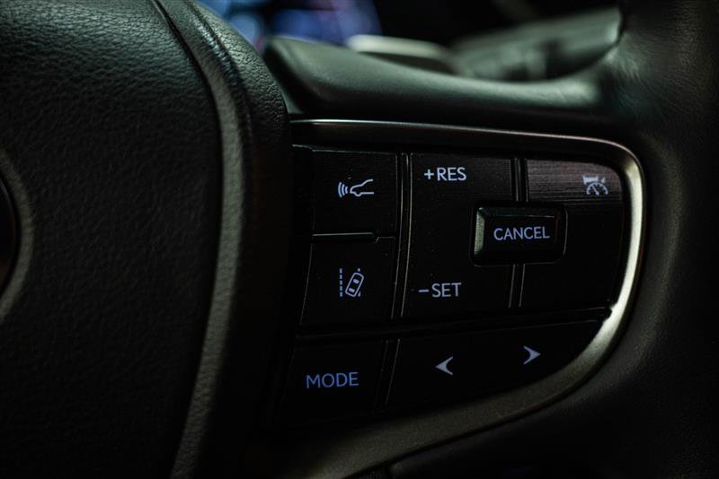 Used 2022 Lexus ES 350 w/ Premium Package FWD image 19