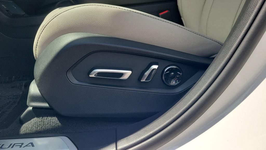 New 2026 Acura RDX SH-AWD image 16