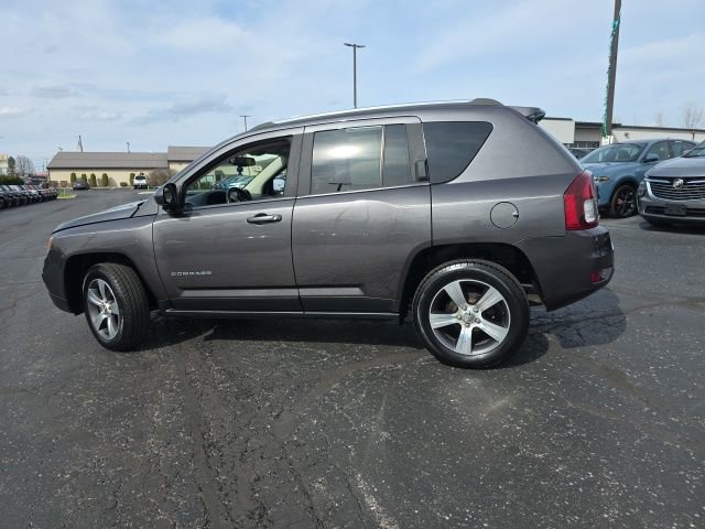 Used 2016 Jeep Compass High Altitude image 4