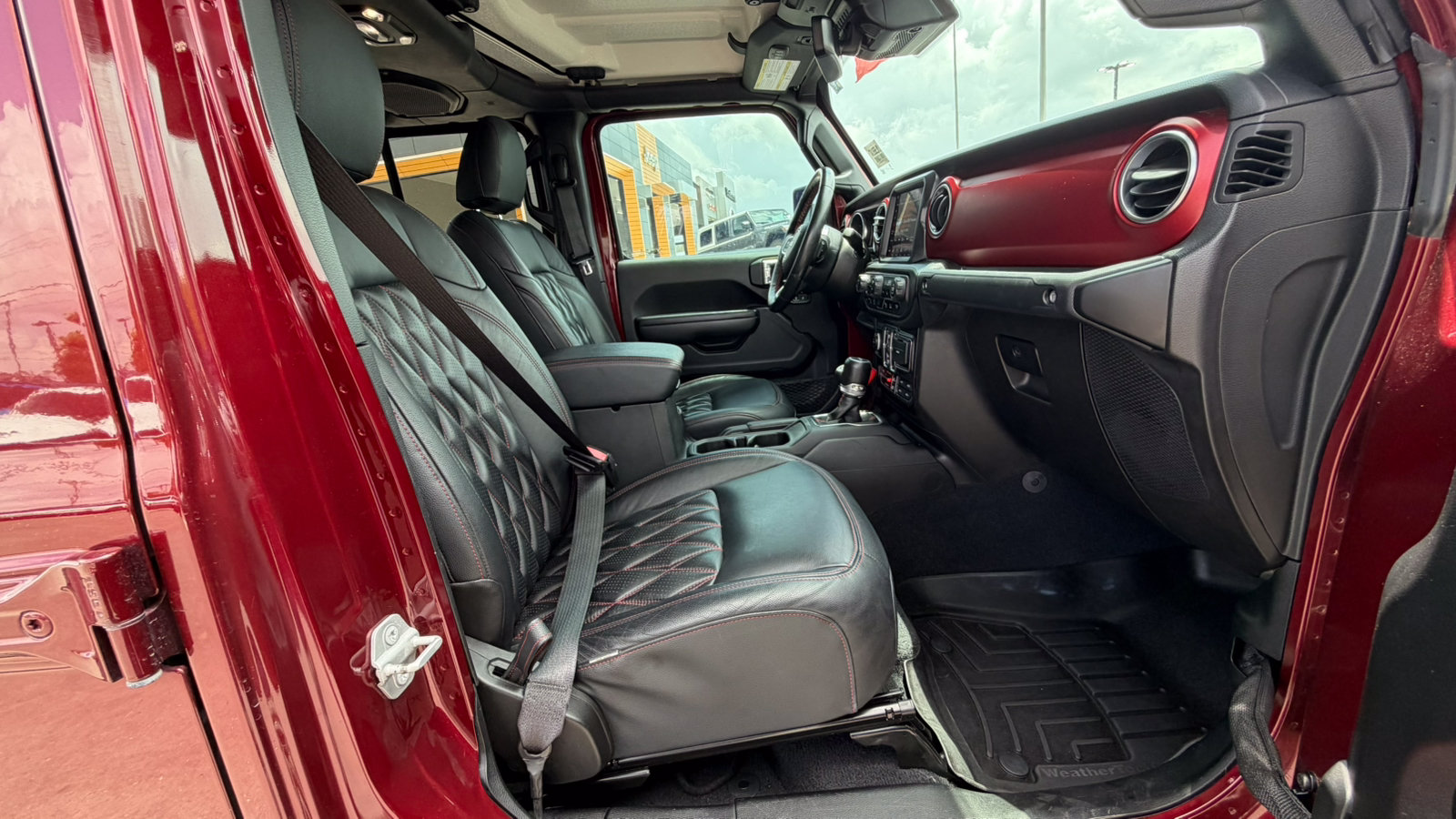 Used 2021 Jeep Gladiator Rubicon AWD/4WD image 18