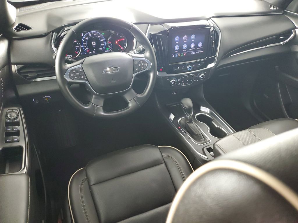 Used 2023 Chevrolet Traverse Premier w/ Redline Edition image 15
