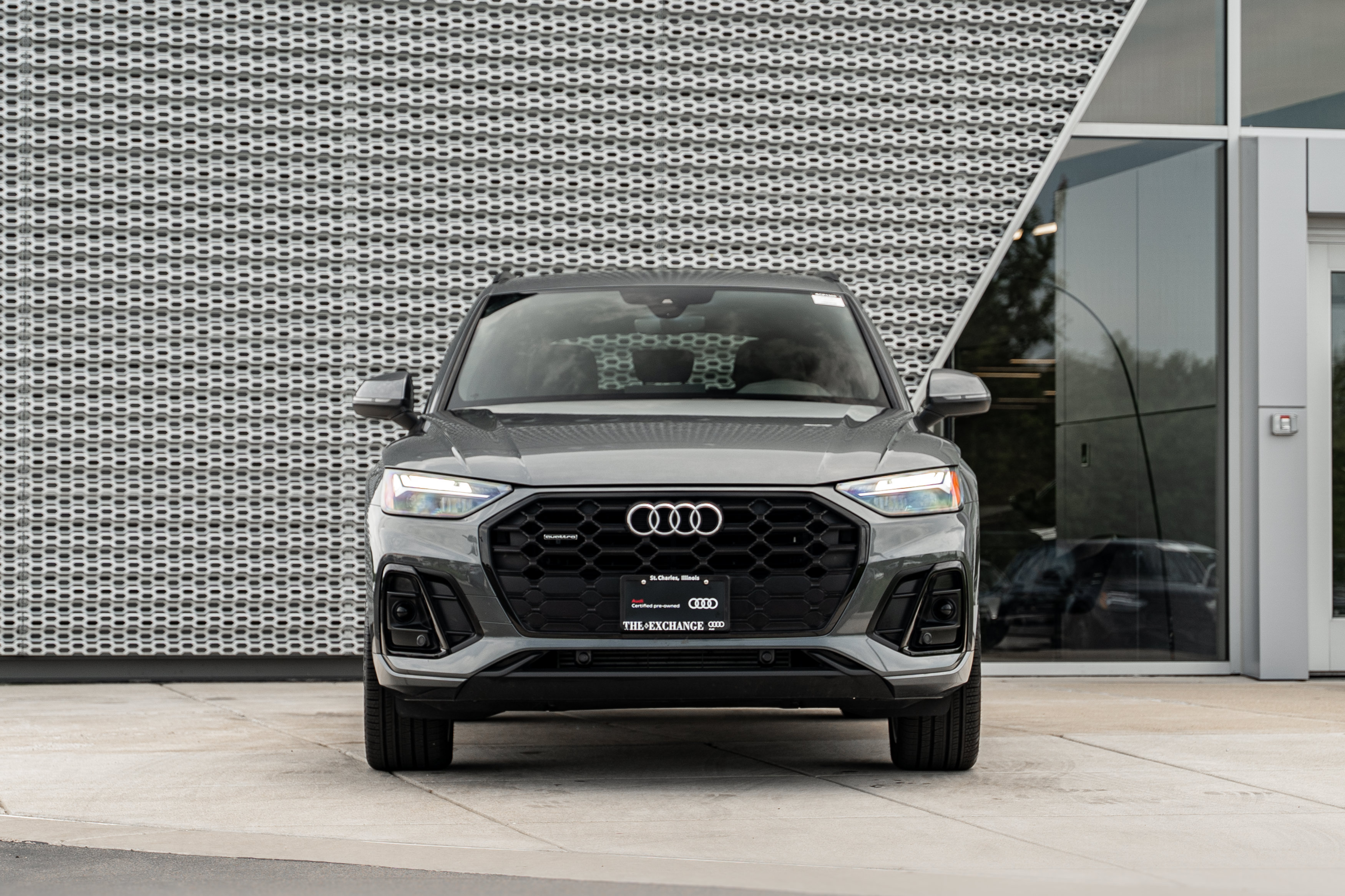 Certified 2025 Audi Q5 2.0T Premium w/ Convenience Plus Package AWD/4WD image 32