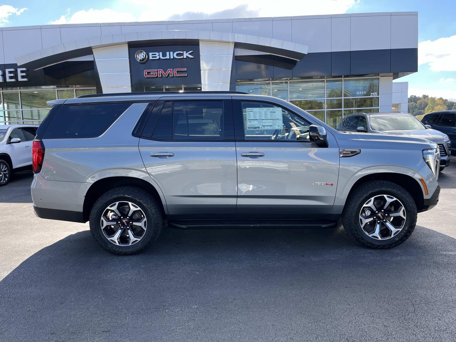 New 2026 GMC Yukon AT4 image 2