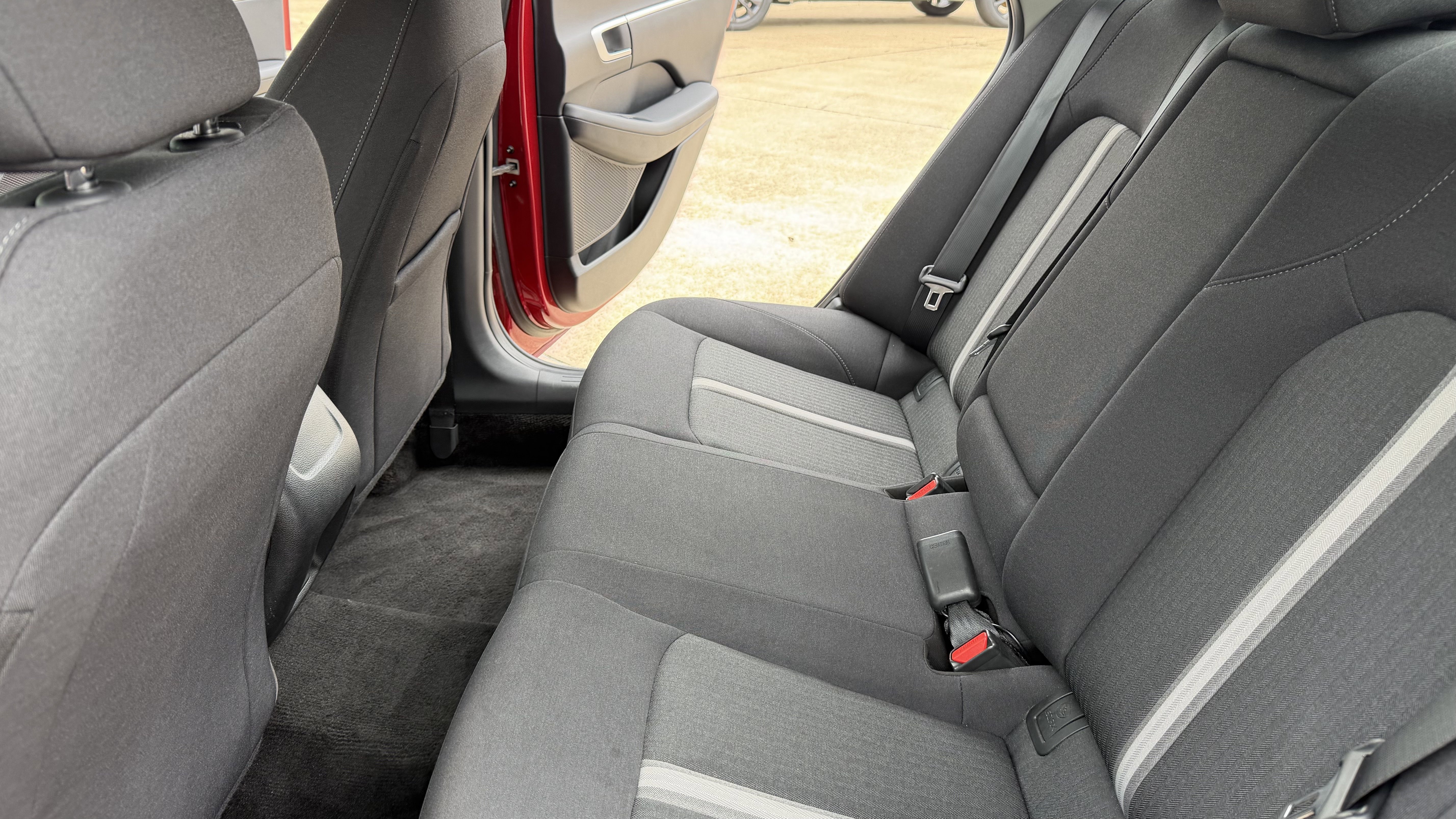 Used 2025 Hyundai Sonata SEL FWD image 30