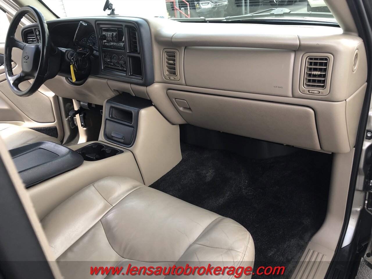 Used 2002 Chevrolet Avalanche 4x4 w/ Off-Road Suspension Pkg image 22