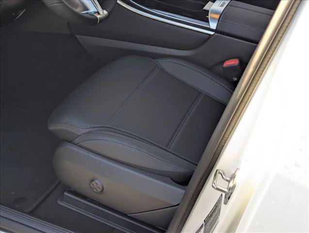 New 2026 Mercedes-Benz GLC 300 image 4