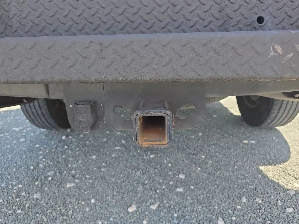 Used 2003 Chevrolet Silverado 2500 2WD Regular Cab image 16