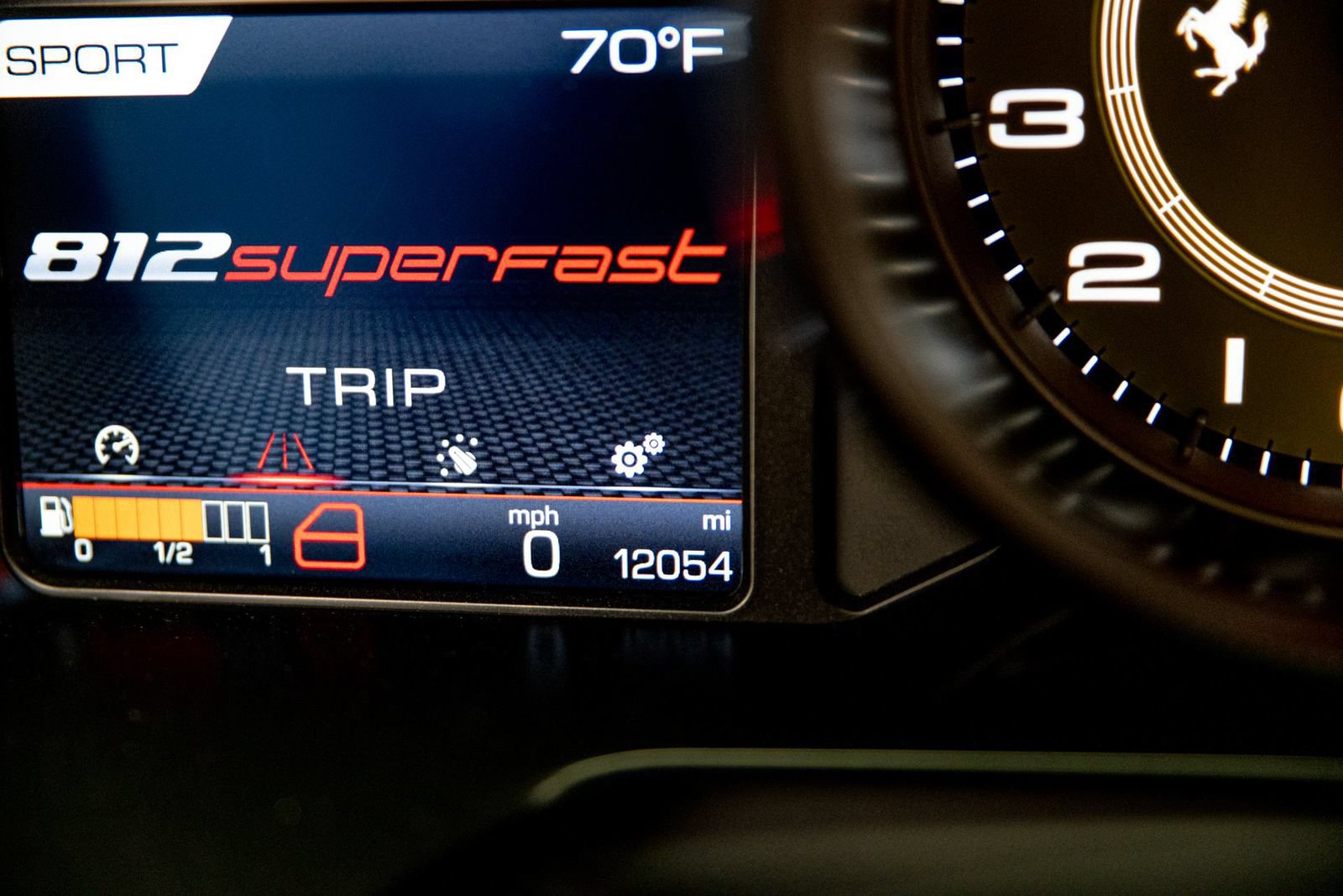 Used 2018 Ferrari 812 Superfast RWD image 21