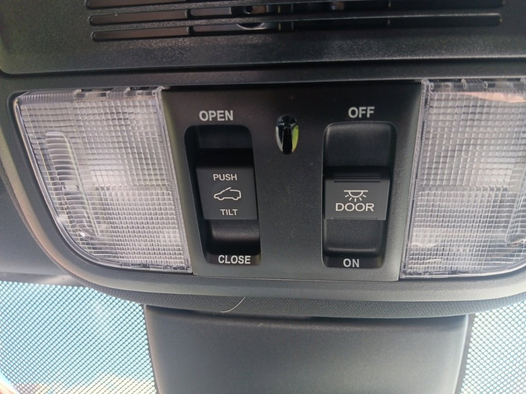 Used 2025 Honda Odyssey Sport-L image 26