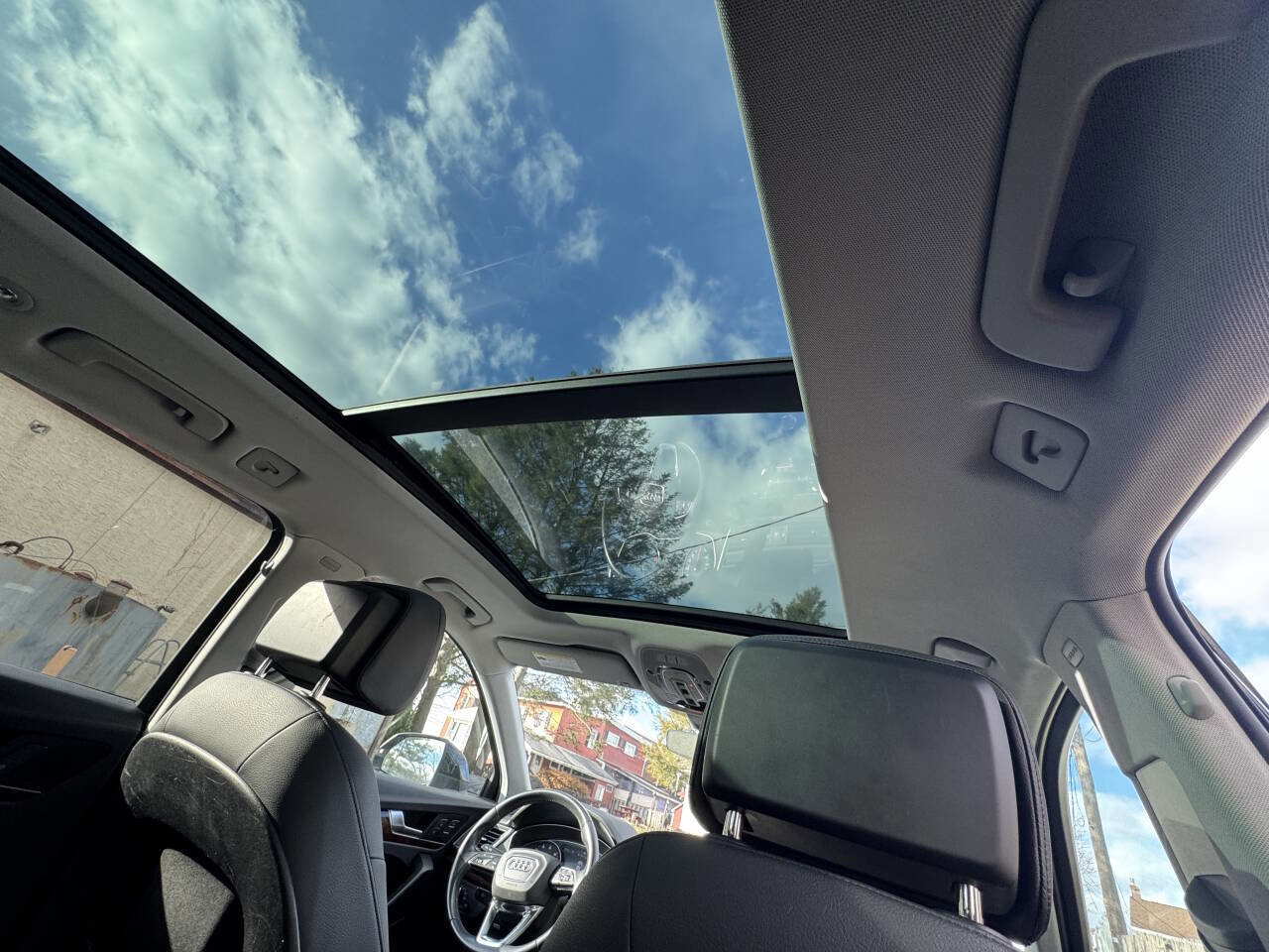 Used 2020 Audi Q5 2.0T Premium w/ Convenience Package image 18