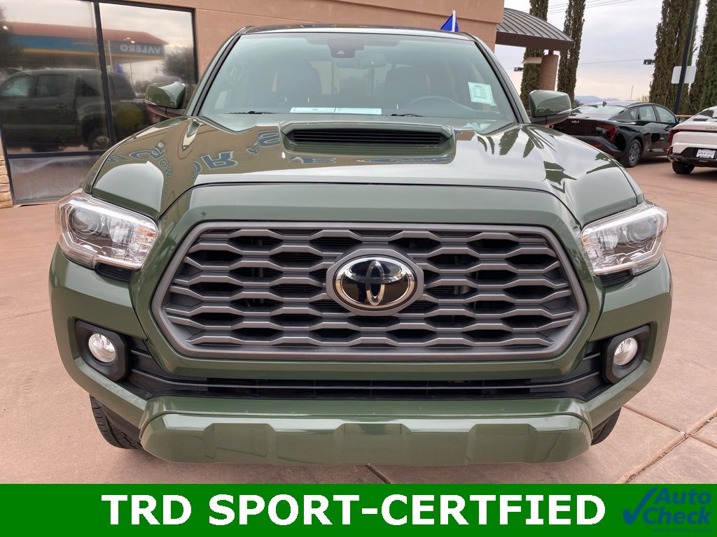 Used 2021 Toyota Tacoma TRD Sport w/ Technology Package image 12