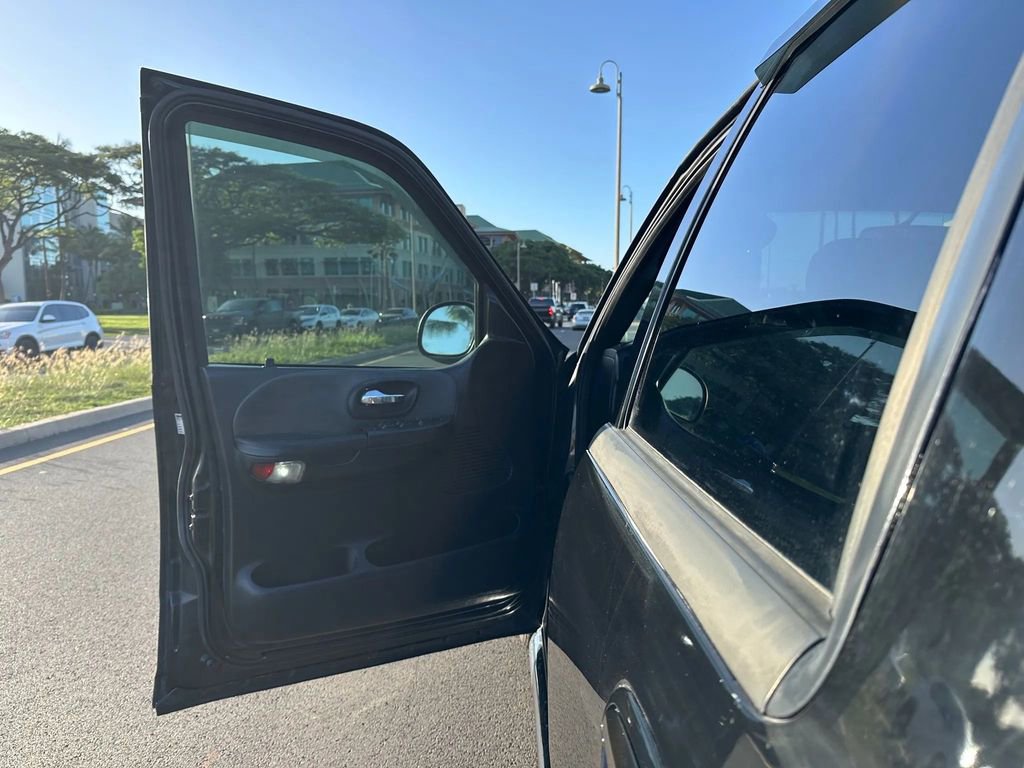 Used 2002 Ford F150 Harley-Davidson image 13