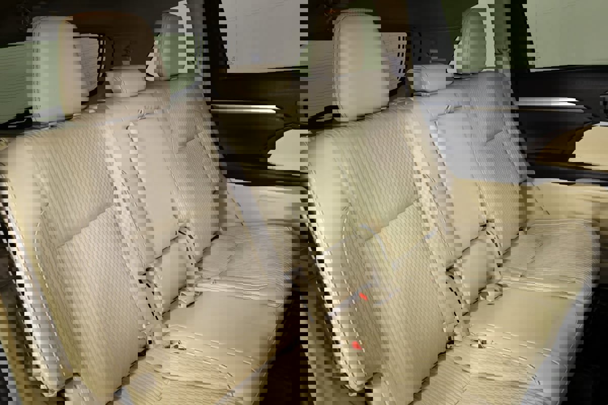 Used 2017 Toyota Highlander Plus image 33