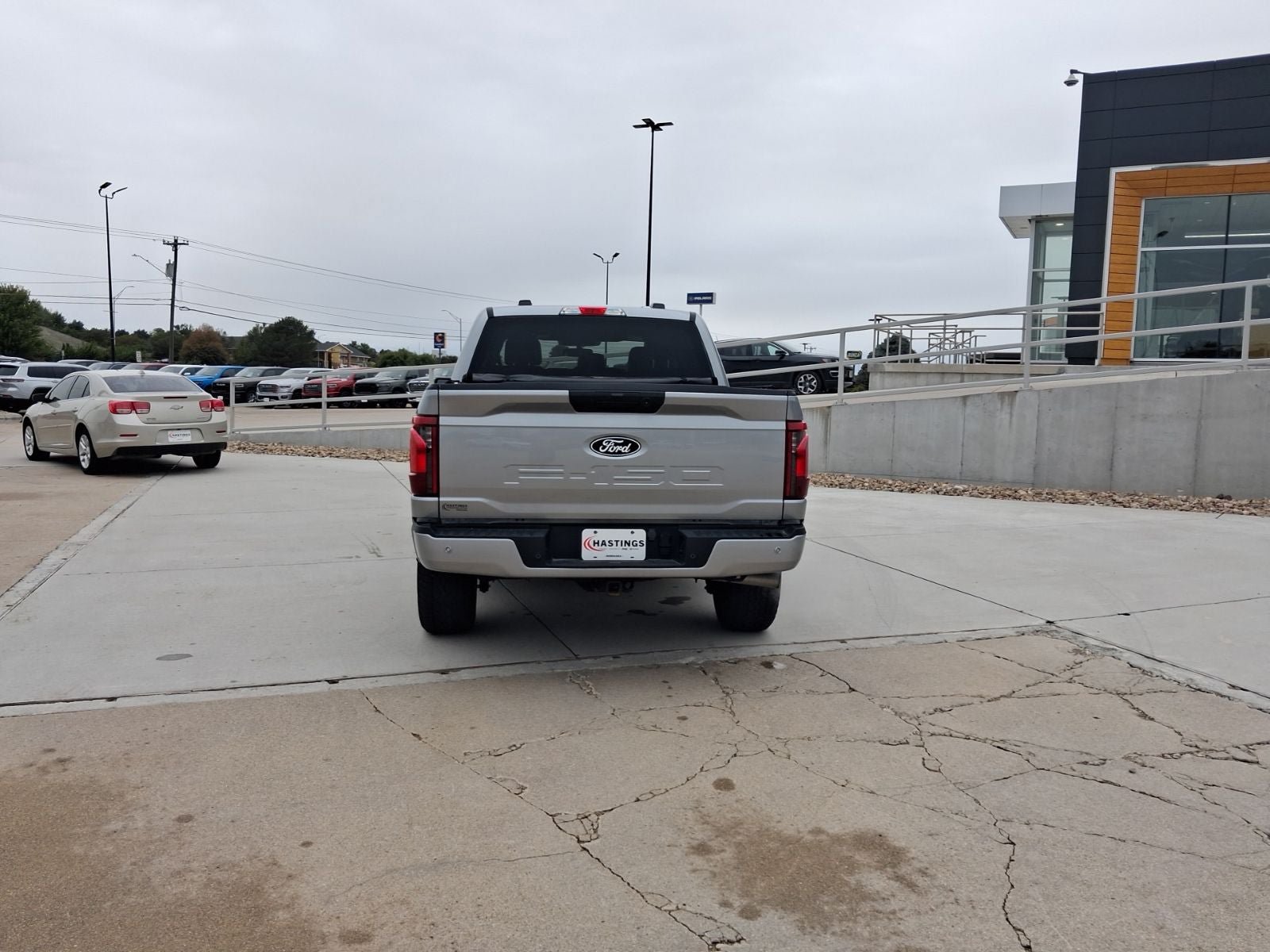 Used 2024 Ford F150 XLT w/ Tow/Haul Package AWD/4WD image 4