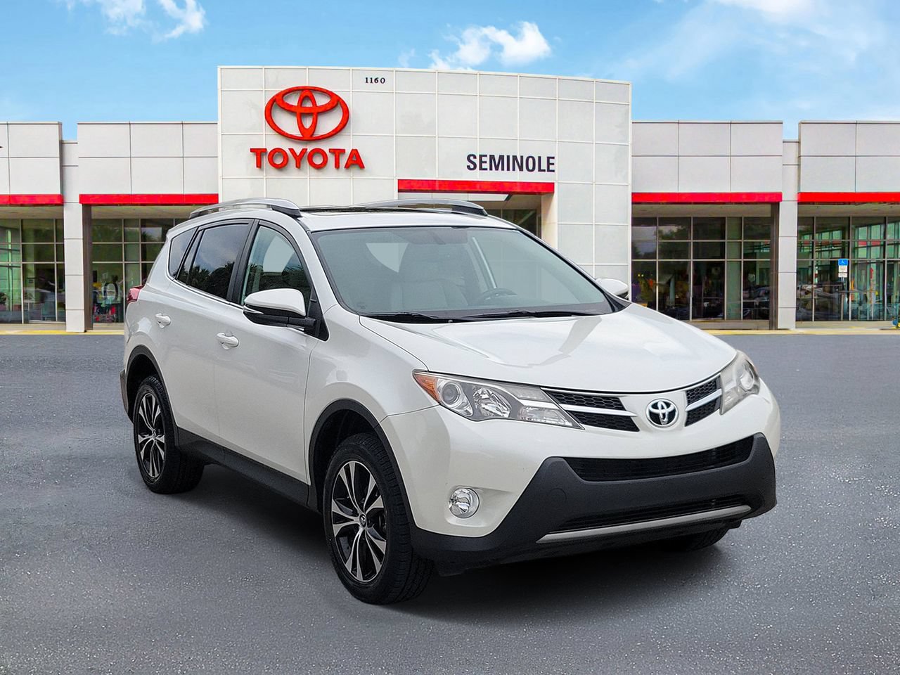 Used 2015 Toyota RAV4 Limited FWD image 2
