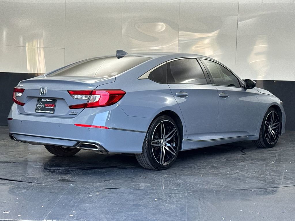 Used 2021 Honda Accord Touring image 3