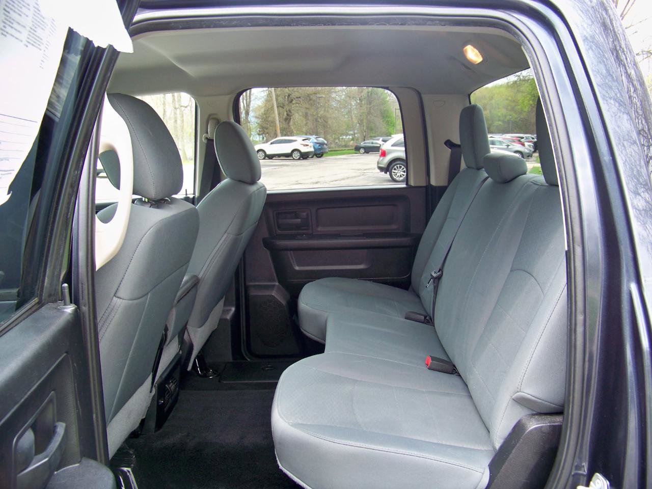 Used 2016 RAM 1500 Express w/ Popular Equipment Group AWD/4WD image 19