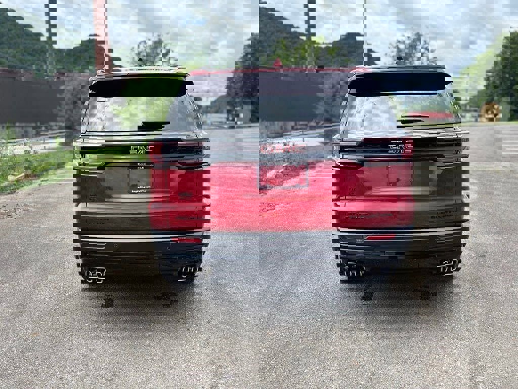 New 2025 GMC Acadia Elevation w/ Elevation Premium Package image 4