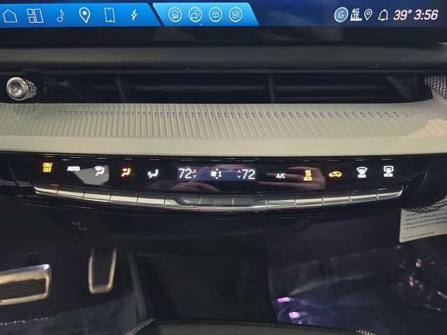 New 2026 Cadillac Optiq Sport 1 w/ LPO, Floor Liner Package AWD/4WD image 24