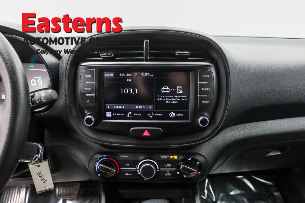 Used 2023 Kia Soul LX w/ Option Group 015 image 12