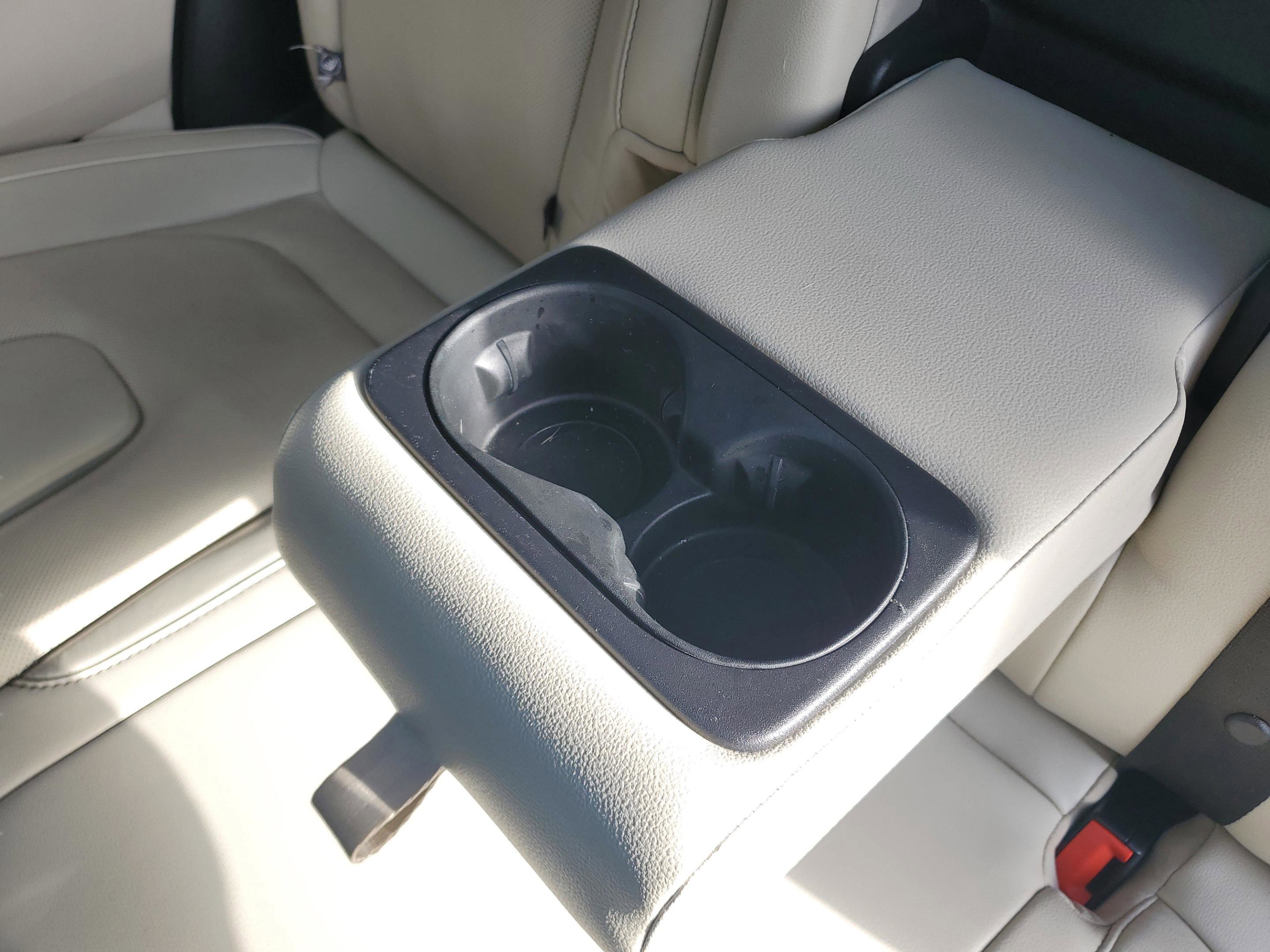 Used 2016 Ford Edge Titanium w/ Equipment Group 302A image 8