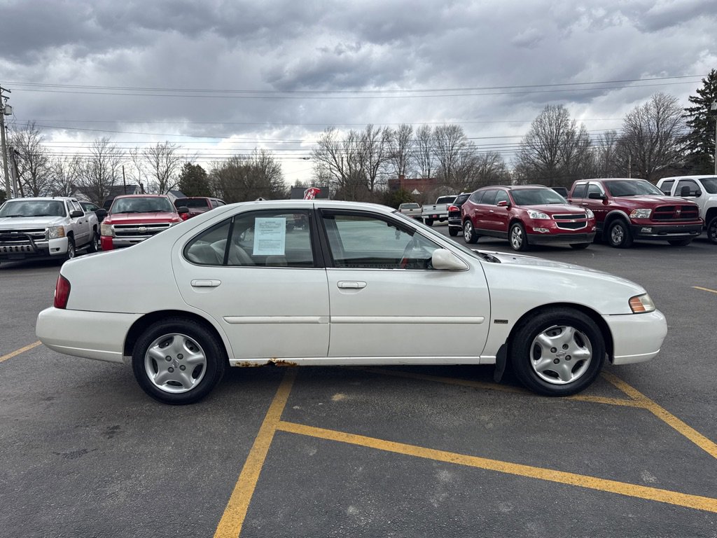 Used 2001 Nissan Altima GXE image 5