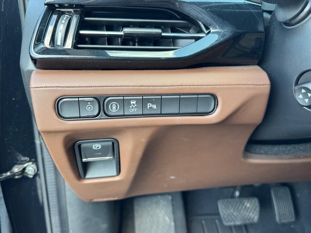 Used 2024 Acura MDX SH-AWD w/ Technology Package image 18