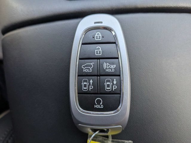 Used 2022 Hyundai Santa Fe Calligraphy AWD/4WD image 32