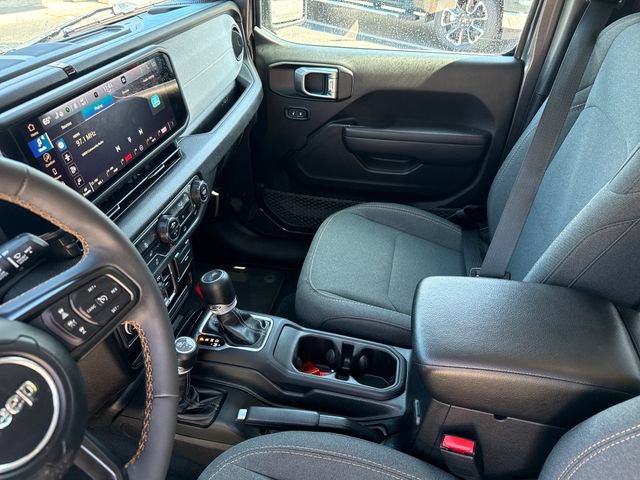 Used 2024 Jeep Wrangler Unlimited Sport AWD/4WD image 15