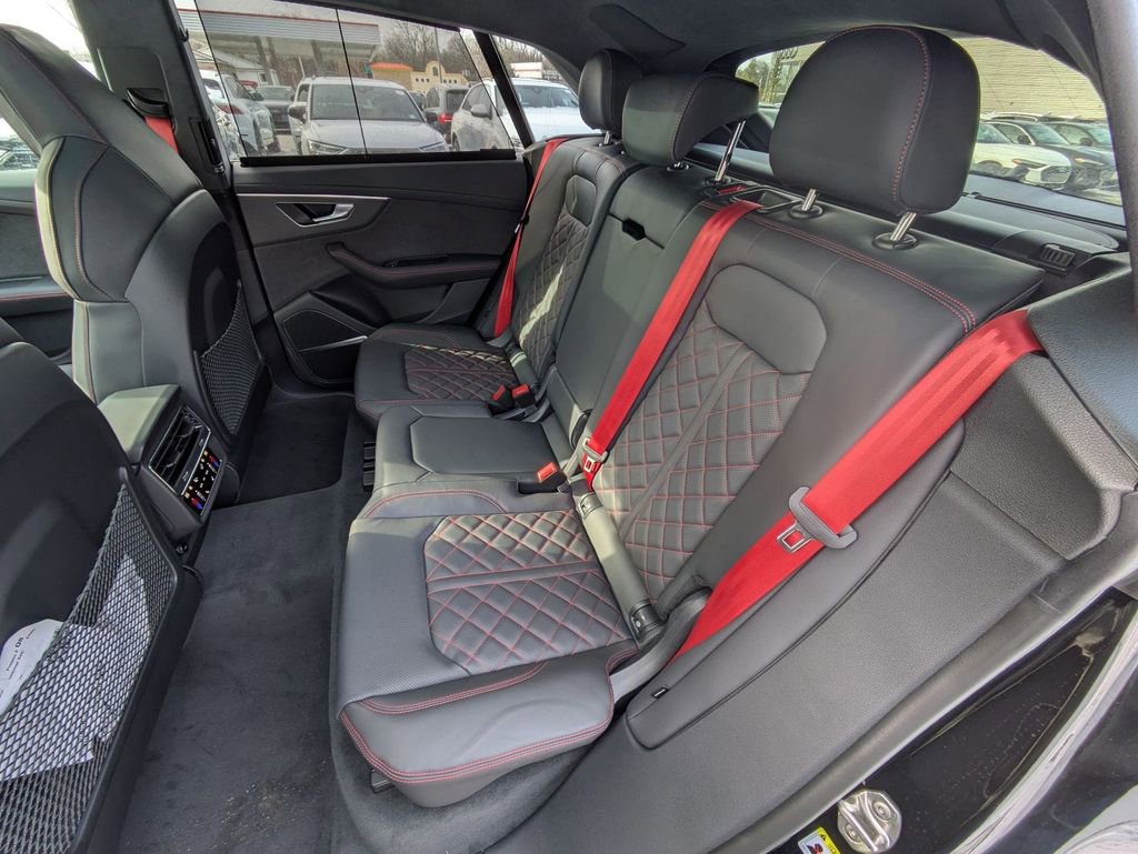 New 2026 Audi SQ8 Prestige image 20