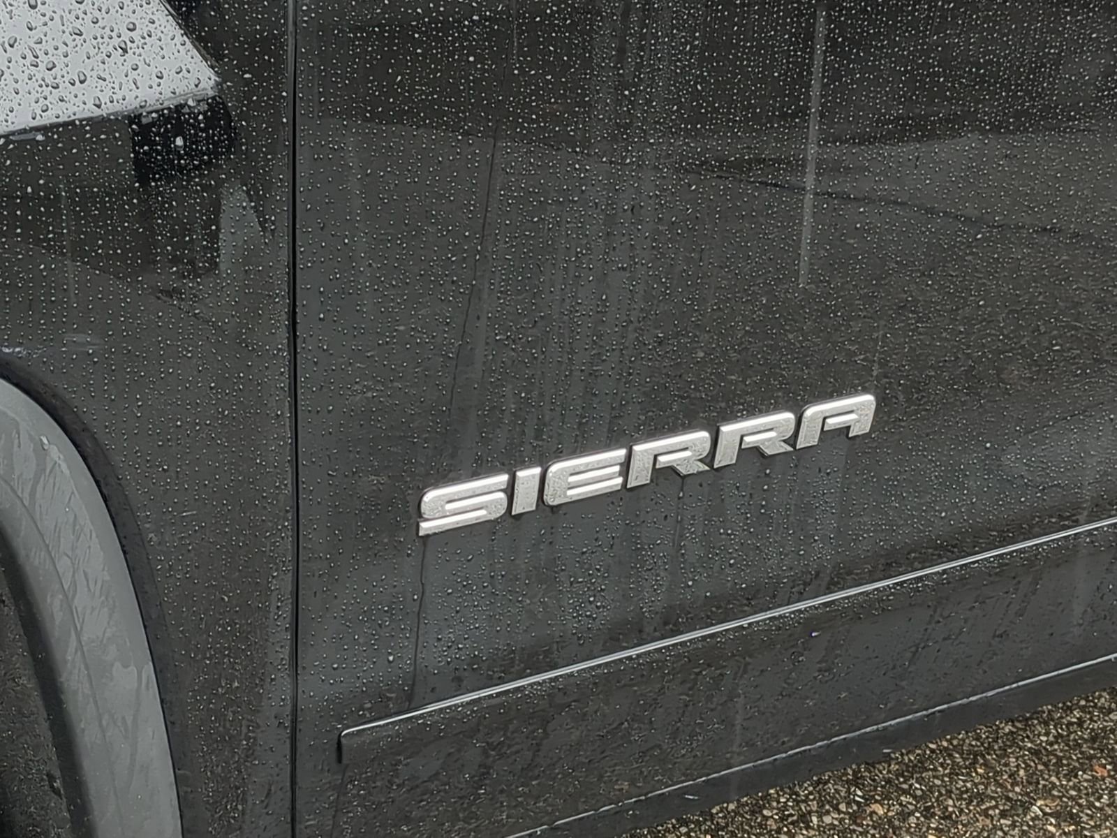 Used 2019 GMC Sierra 1500 SLE w/ SLE Value Package AWD/4WD image 18