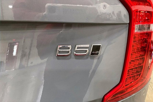 Certified 2023 Volvo XC90 B5 Core w/ Protection Package Premier image 9