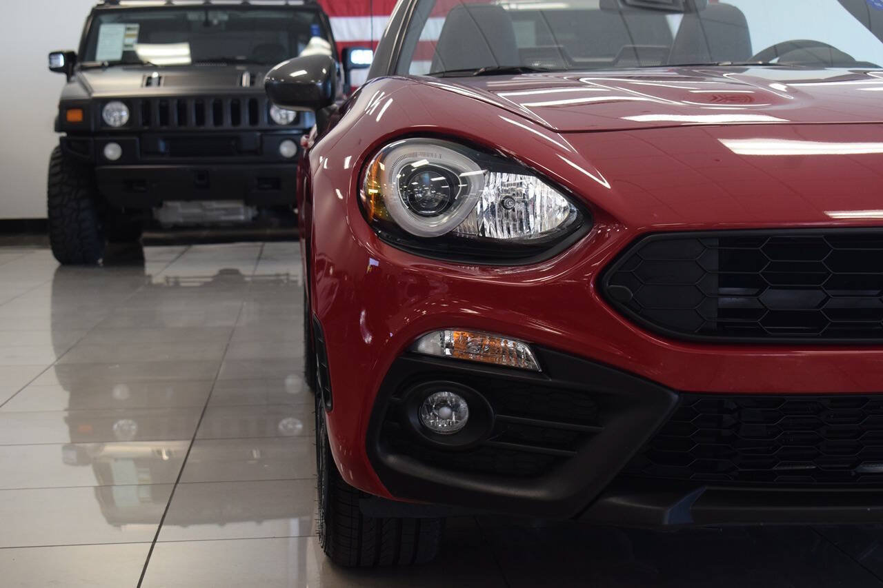 Used 2020 FIAT 124 Spider Abarth w/ Convenience Group RWD image 12