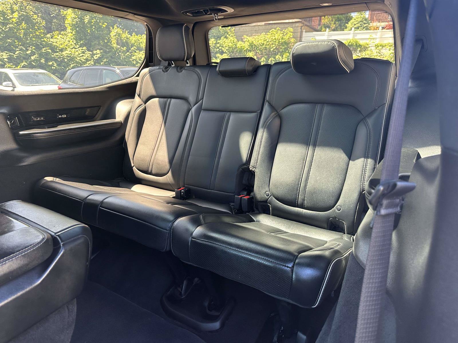 Used 2022 Jeep Grand Wagoneer Series II w/ Premium Group II AWD/4WD image 20