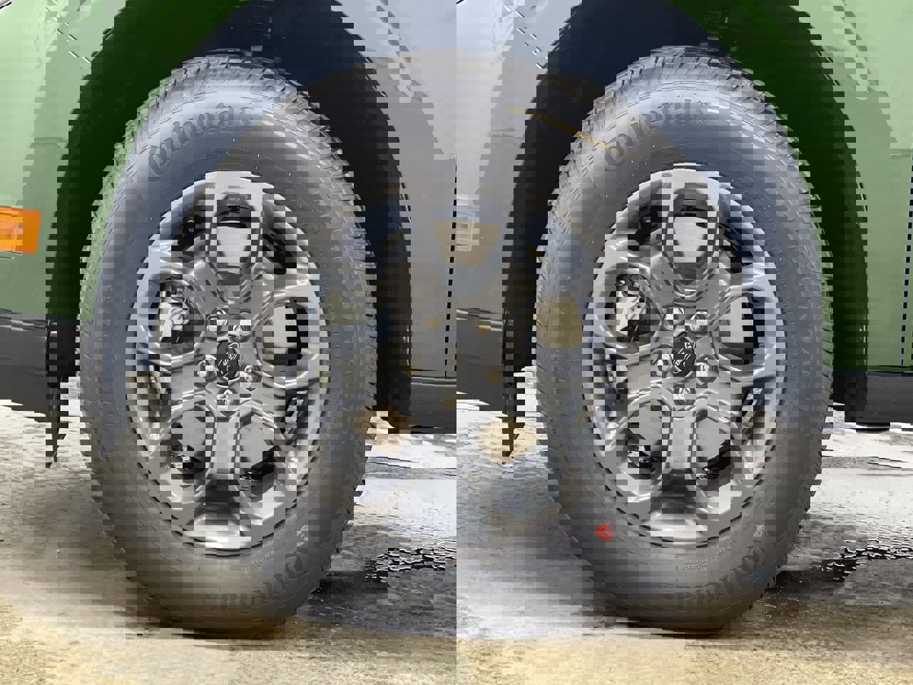 New 2025 Ford Maverick XLT image 13