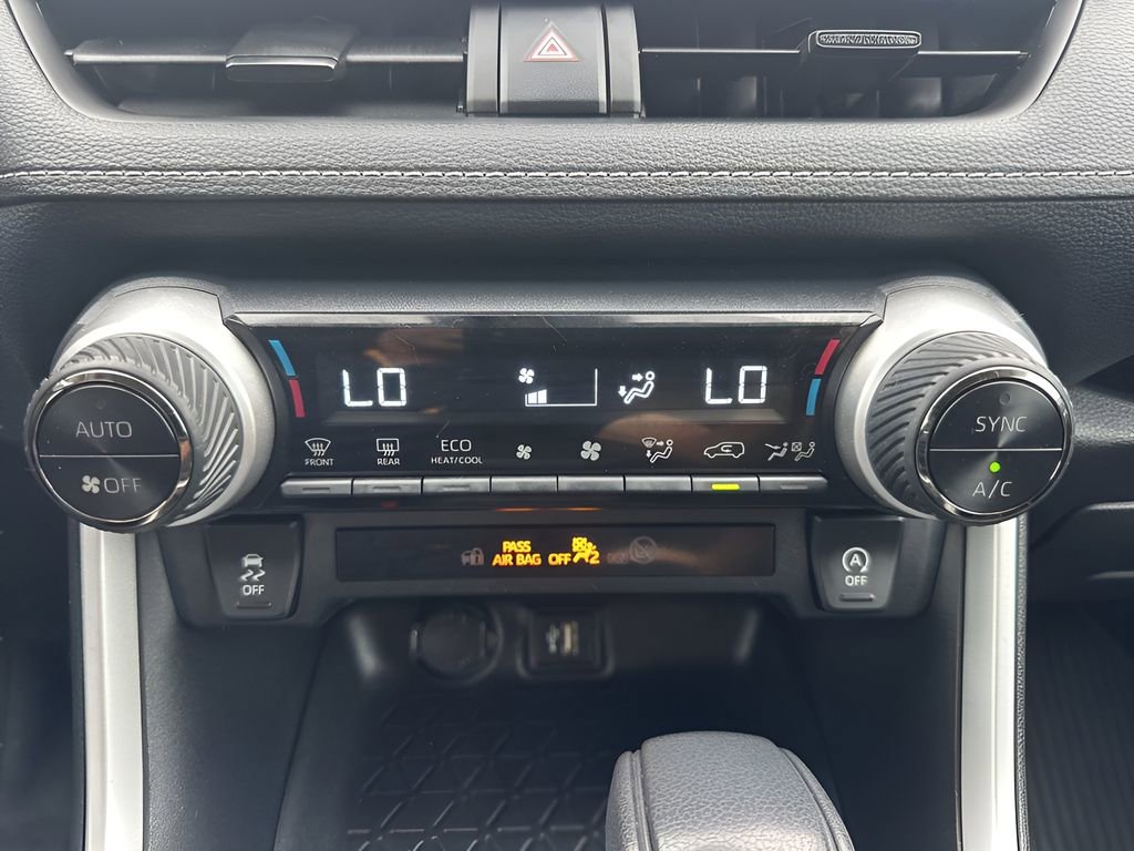 Used 2023 Toyota RAV4 XLE image 18