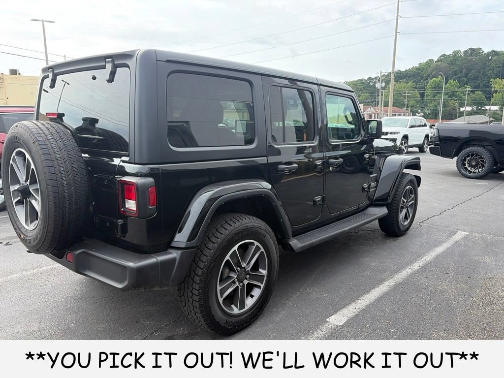Used 2023 Jeep Wrangler Unlimited Sahara w/ Cold Weather Group AWD/4WD image 6