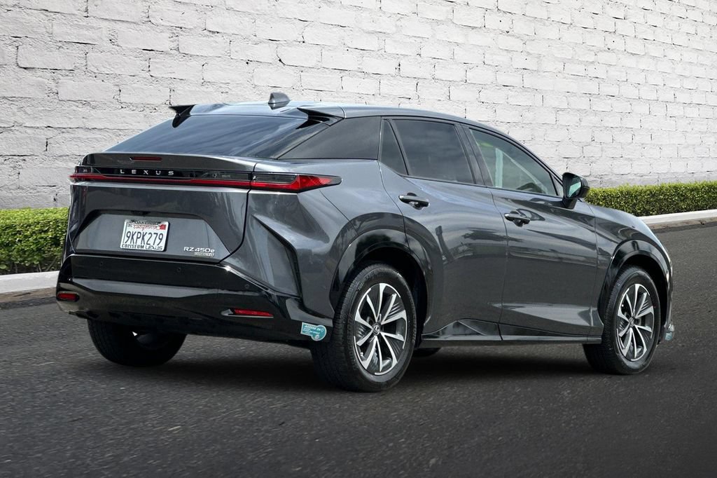 Used 2023 Lexus RZ 450e Premium w/ Technology Package AWD/4WD image 4