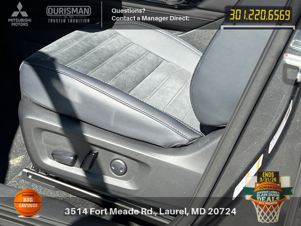 New 2026 Mitsubishi Outlander LE image 7
