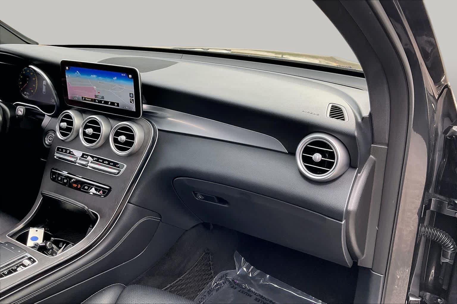 Used 2020 Mercedes-Benz GLC 300 4MATIC Coupe image 18