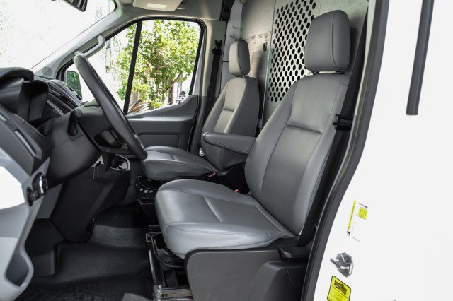 Used 2018 Ford Transit 250 148 Medium Roof RWD image 26