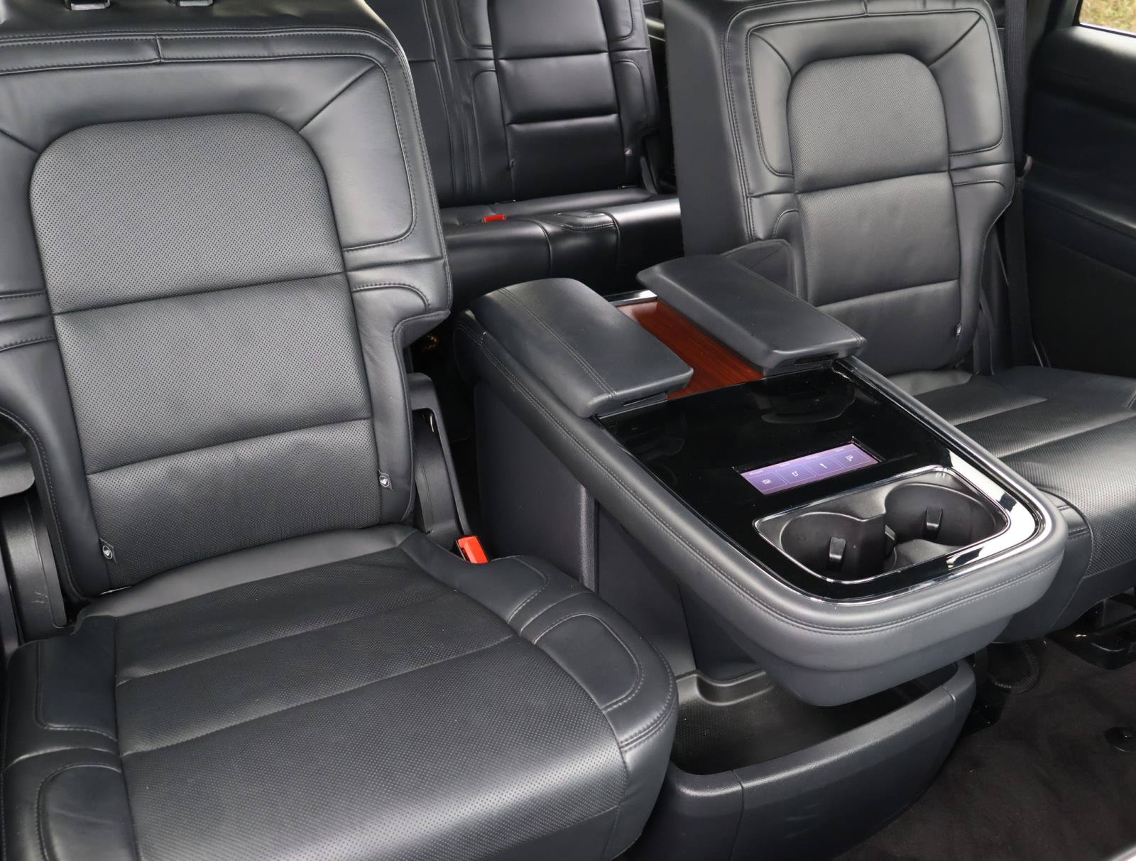 Used 2023 Lincoln Navigator Reserve RWD image 19